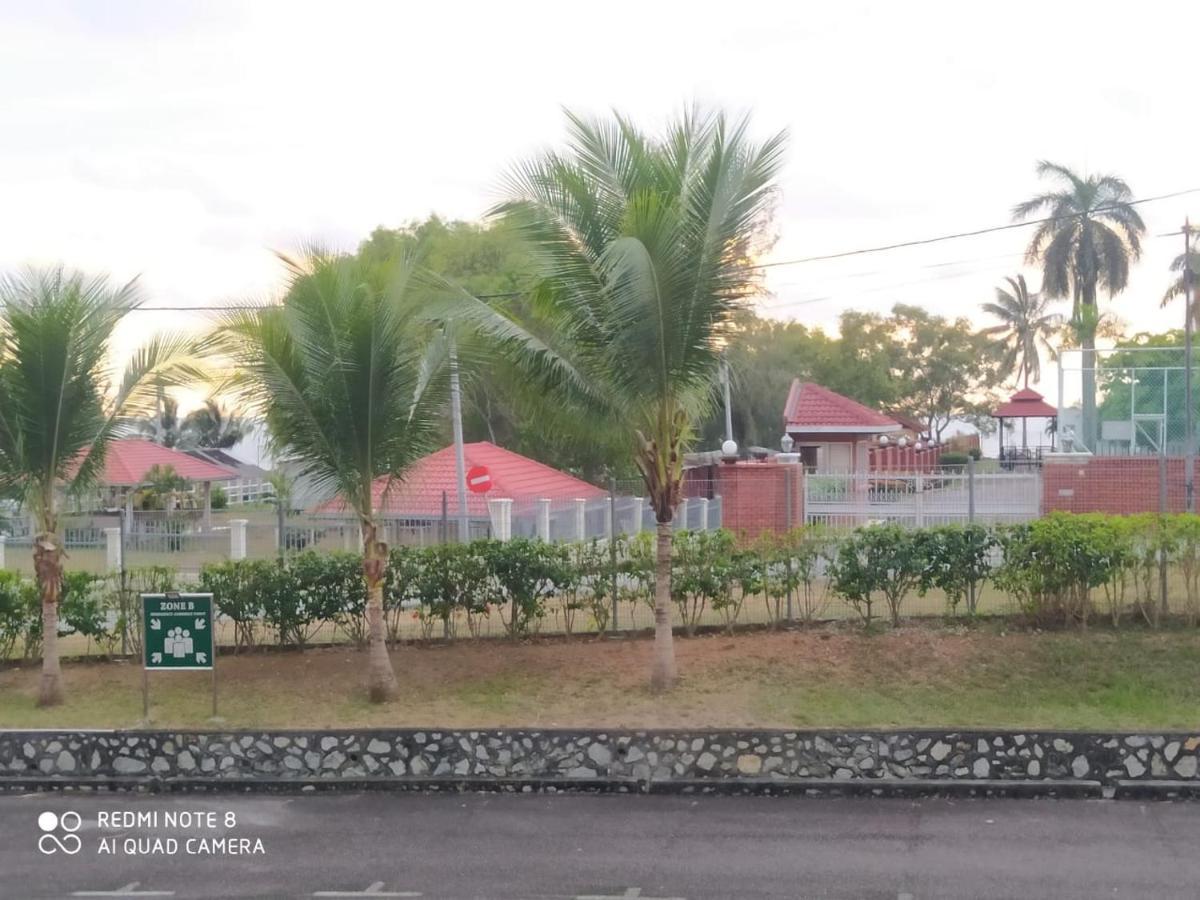 Pd Laguna Homestay Red Port Dickson Exterior photo