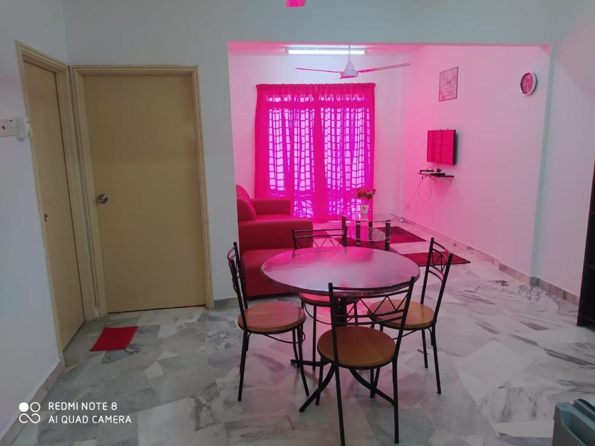 Pd Laguna Homestay Red Port Dickson Exterior photo