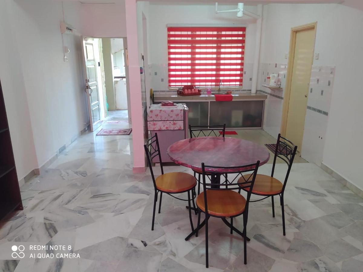 Pd Laguna Homestay Red Port Dickson Exterior photo